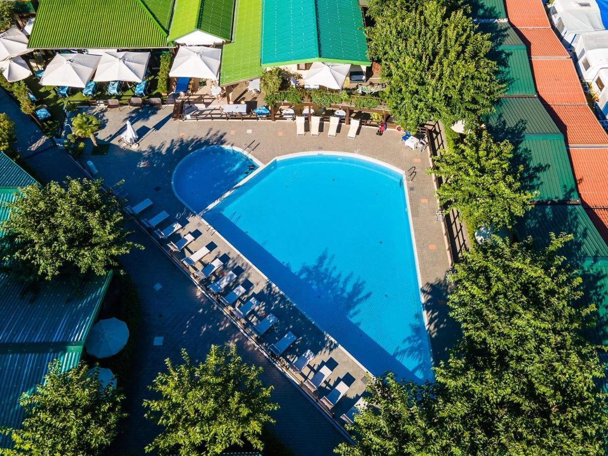 Heliopolis Camping & Village Pineto Exterior photo